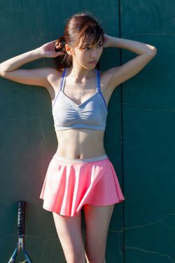 老公总是吃我的奶奶该离婚吗