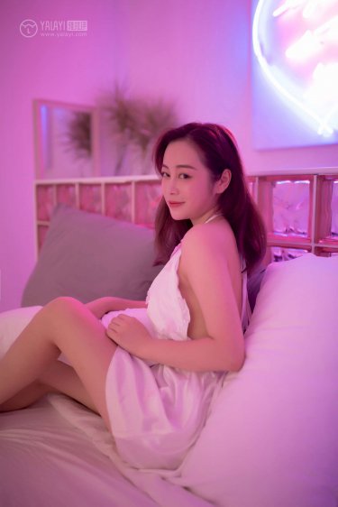 白虎少女自慰高潮
